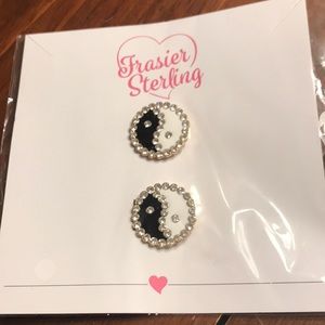 NWT frasier Sterling ying yang hair barrette